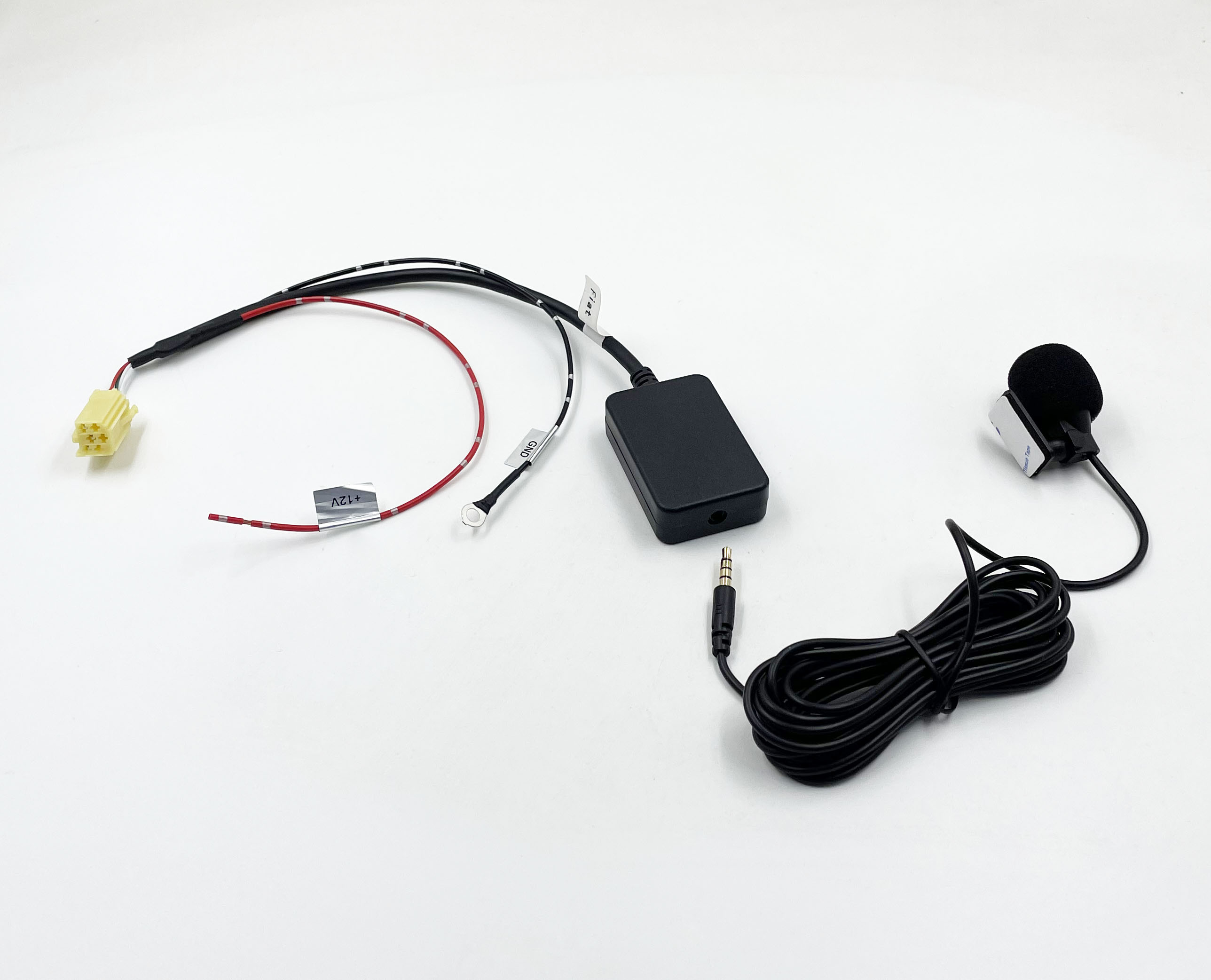 Bluetooth streamen + handsfree carkit interface / adapter voor Alfa Romeo, Fiat en Lancia autoradio's, 6-pin AUX-aansluiting Bluetooth streamen + handsfree carkit interface / adapter voor Alfa Romeo, Fiat en Lancia autoradio's, 6-pin AUX-aansluiting