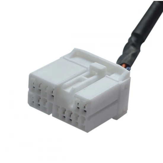 SUZ2 kabel voor Yatour met VGA connector SUZ2 kabel voor Yatour met VGA connector