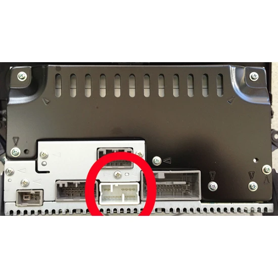 Yatour Bluetooth interface / audio adapter met AUX ingang voor Honda autoradio's (YT-BTA-HON2) Yatour Bluetooth interface / audio adapter met AUX ingang voor Honda autoradio's (YT-BTA-HON2)