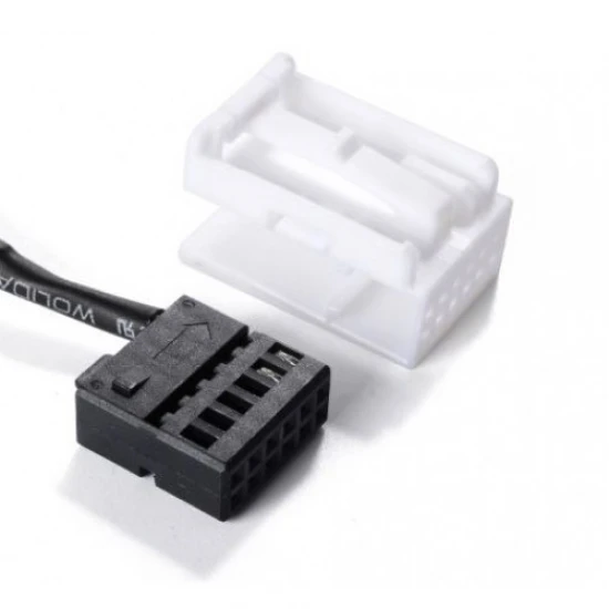 12-pin AUX kabel voor o.a. MFD3, RCD 210, RCD 310, RCD 510, RNS 310, RNS 510 en RNS-E 12-pin AUX kabel voor o.a. MFD3, RCD 210, RCD 310, RCD 510, RNS 310, RNS 510 en RNS-E